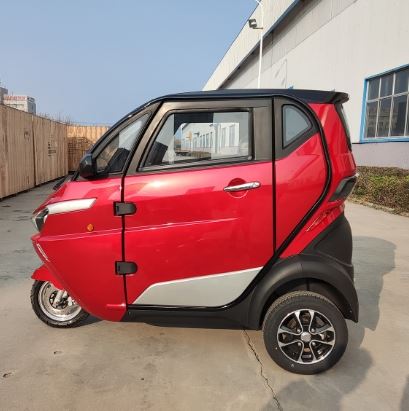 China Supplier EEC Certification Electric Tricycle Ride Low Speed High High-end Fully Enclosed Car